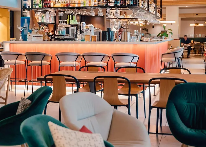 Mercure Avignon Tgv Hotel & Spa